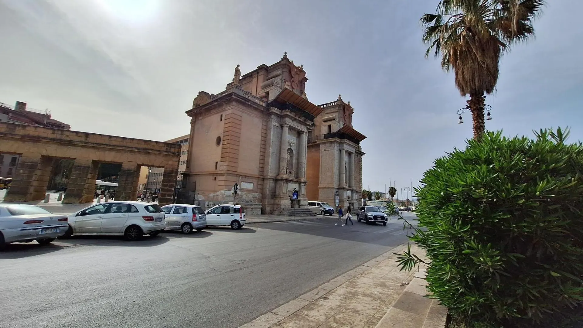 Papireto'S Home Palermo 0*,  Italia